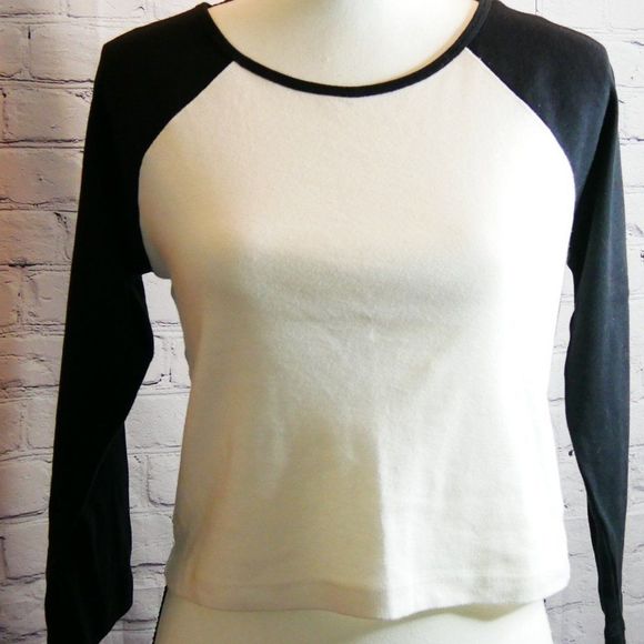 Forever 21 Baseball Style Crop Tee